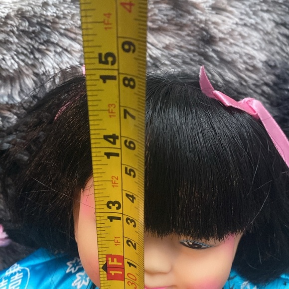 Vintage 1986 Asian Doll All Original
Very Rare Goodwell Blue Outfit
Cloth Body - Picture 12 of 16